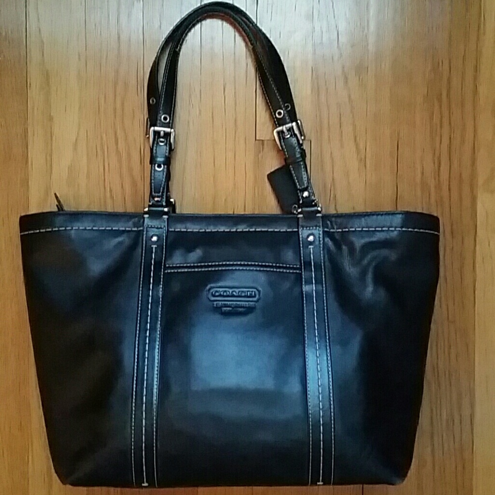 Coach Black Leather Shoulder Bag